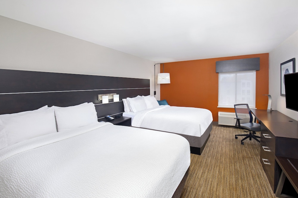 Holiday Inn Express & Suites Locust Grove by IHG - photo 9