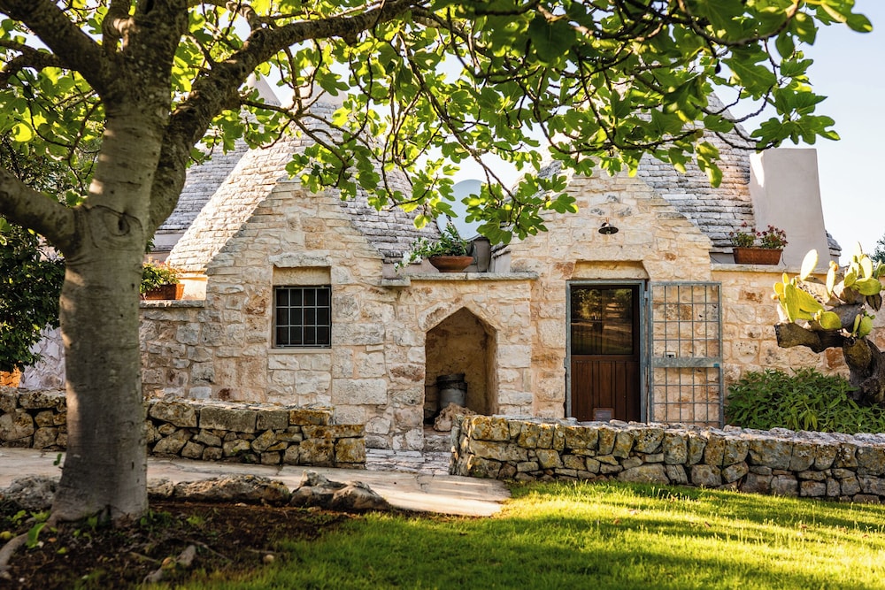 Sopra i Sassi Villa & Trulli — 4-Star Luxury Hotel in Ostuni, Italy