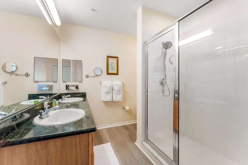 Caribe Cove Breeze Sleeps 6 - photo 13