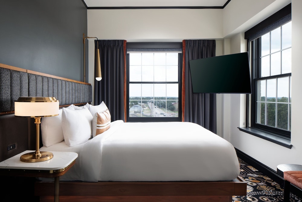 LaSalle Boutique Hotel - photo 8