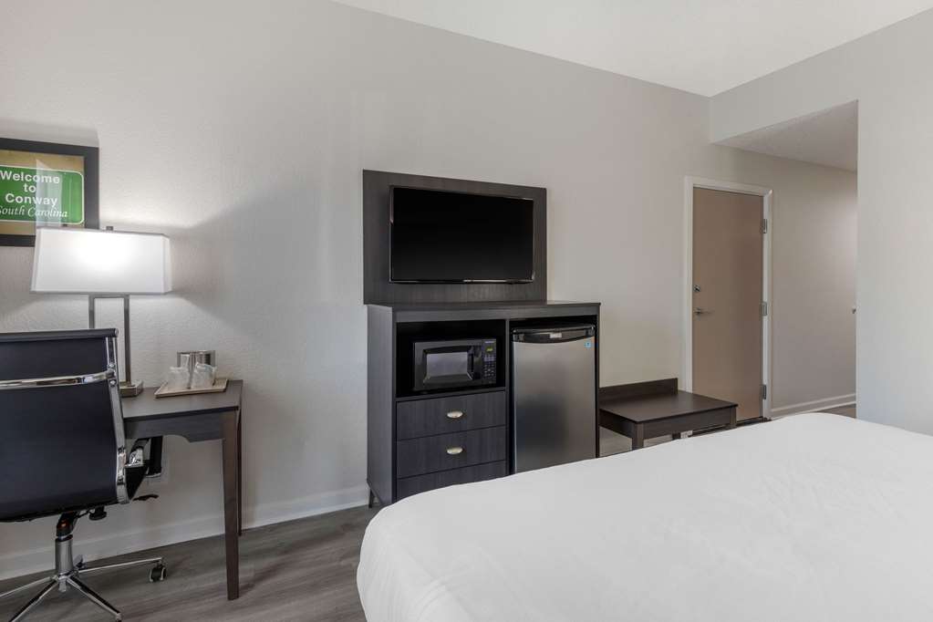 Econo Lodge at the University - photo 12