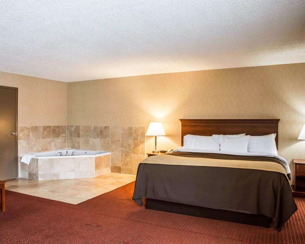 Quality Inn Springboro West - photo 12