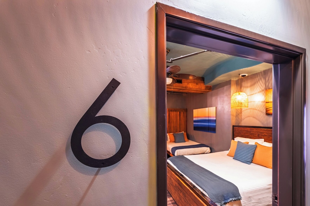 Nomads Hotel Near San Clemente Pier - photo 33
