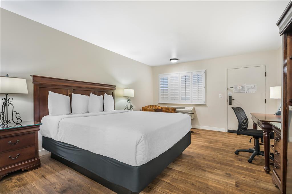 Best Western Rose Garden Inn - photo 30