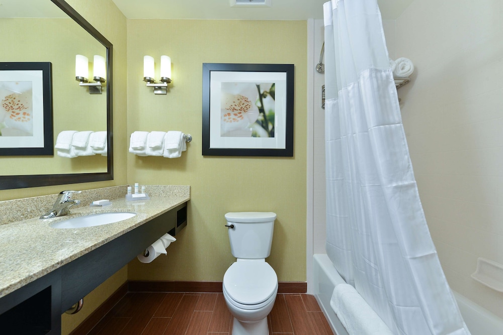 Hilton Garden Inn Cincinnati West Chester - photo 14