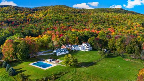 Blue Bear Inn — hotel in Francestown