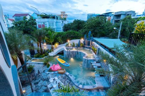 Đàn Villa Hồ Bơi Vũng Tàu Gần Biển Bãi Sau Thùy Vân — 4-Star Luxury Hotel in Vung Tau, Vietnam