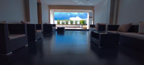 1506 Budget Studio SQ Gym Pool Office Lounge