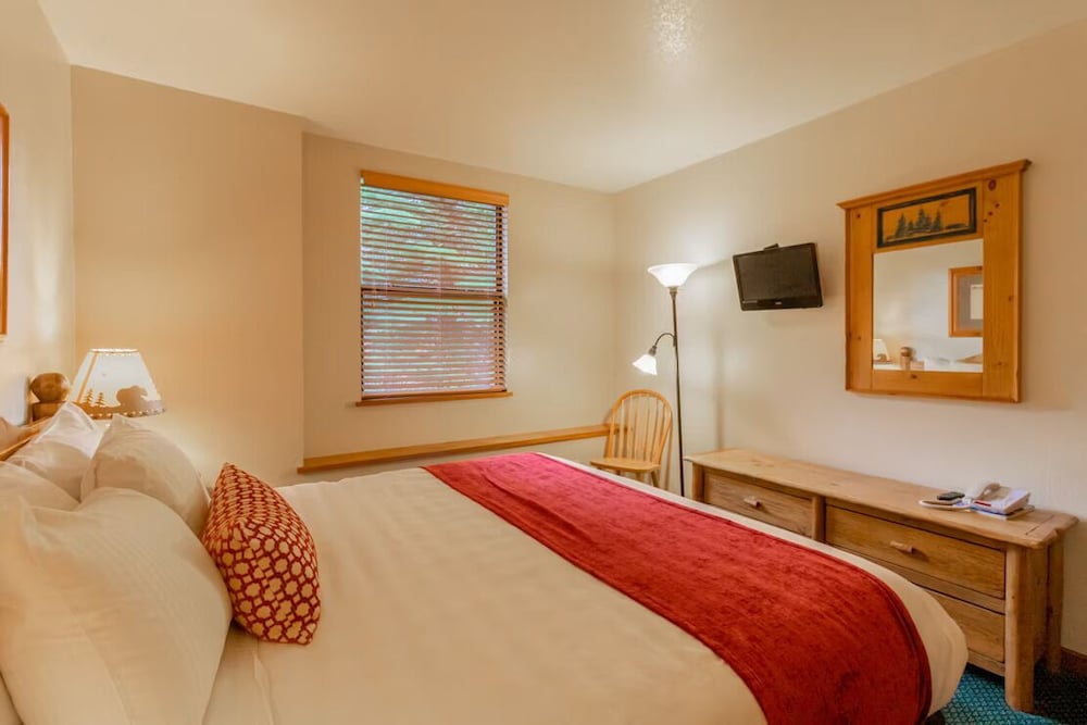 Wildwood Inn - photo 18