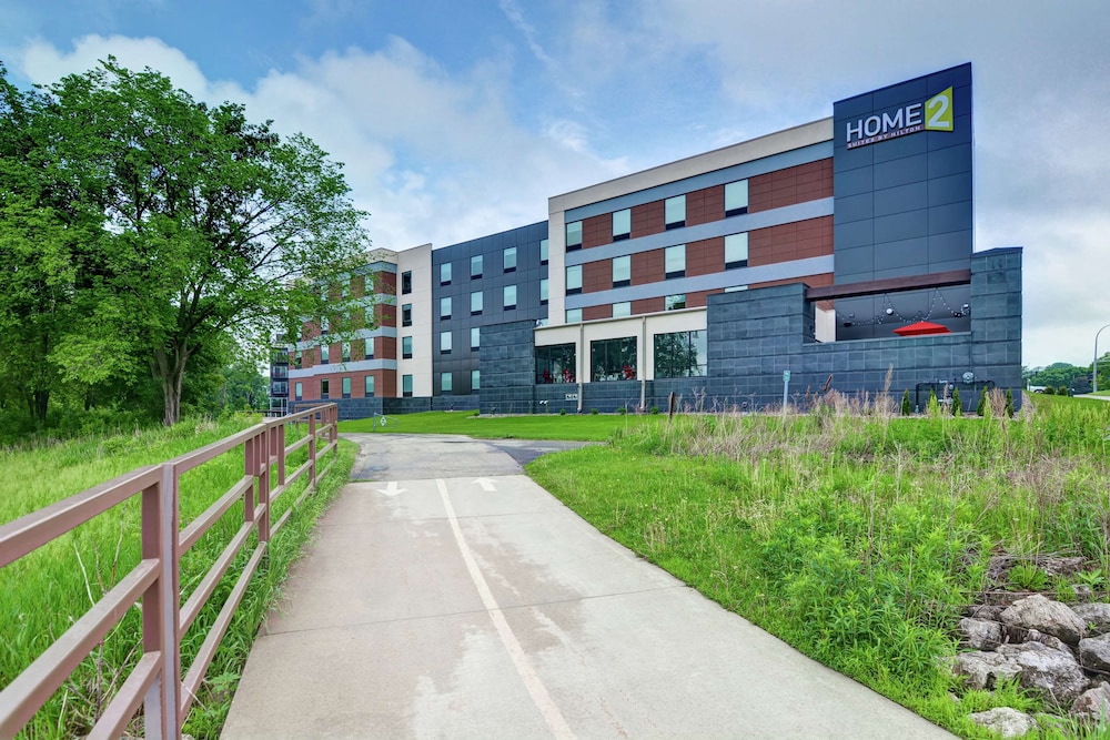 Home2 Suites by Hilton Rochester Mayo Clinic Area - photo 44