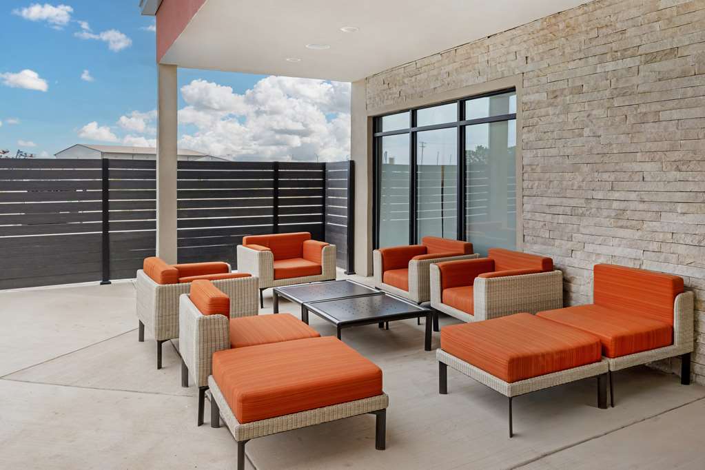 Best Western Plus Executive Residency Carlsbad Hotel - photo 53