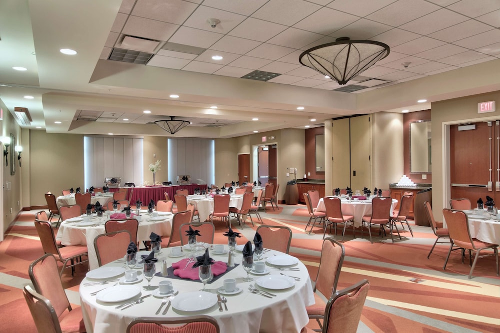 Hilton Garden Inn Laramie - photo 52