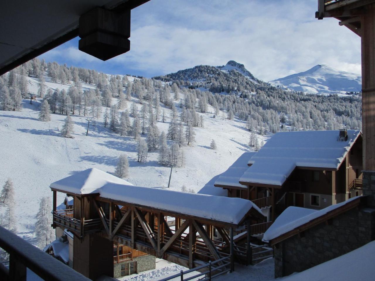 Duplex Familial a Vars Chalets Des Rennes — 4-Star Luxury Hotel in Vars, France