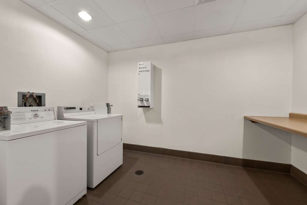 Rodeway Inn & Suites Tomahawk - photo 37