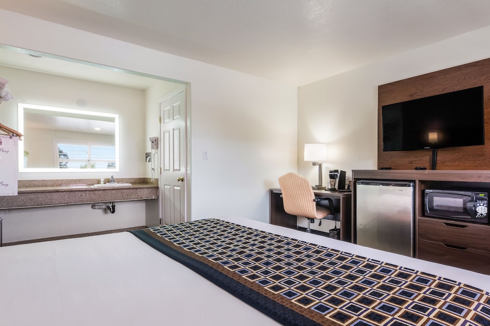 Rodeway Inn near Downtown Monterey - photo 16