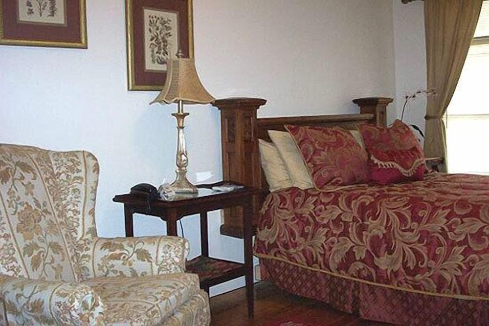 1876 Heritage Inn - photo 12