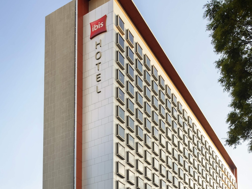 ibis Singapore On Bencoolen — hotel in Singapore