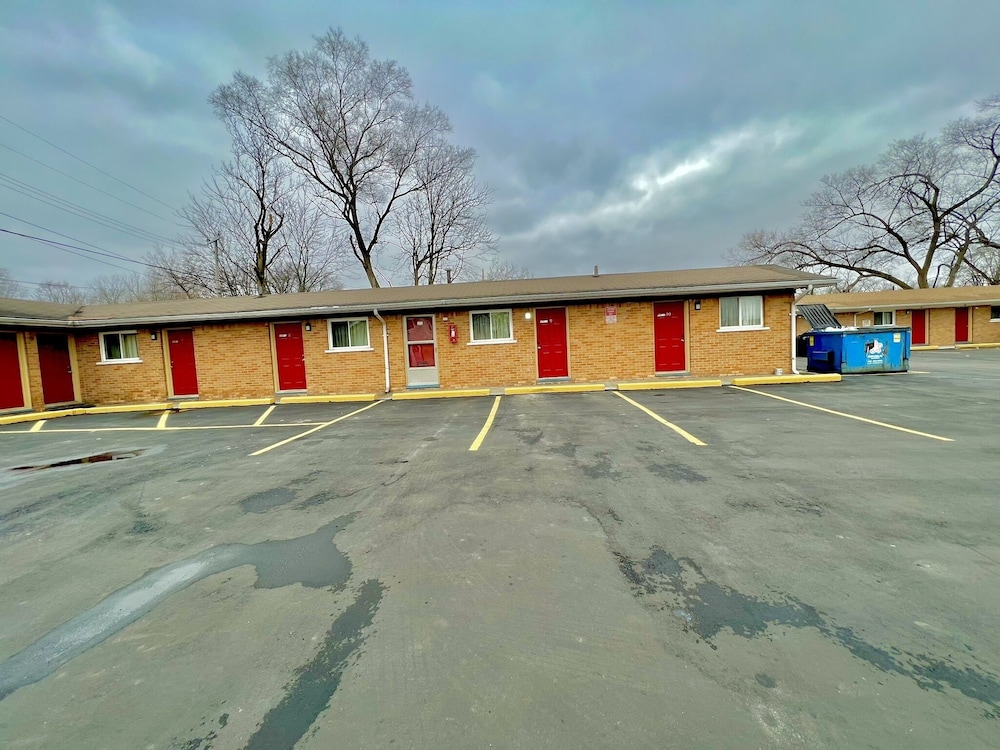 Your Motel - photo 14