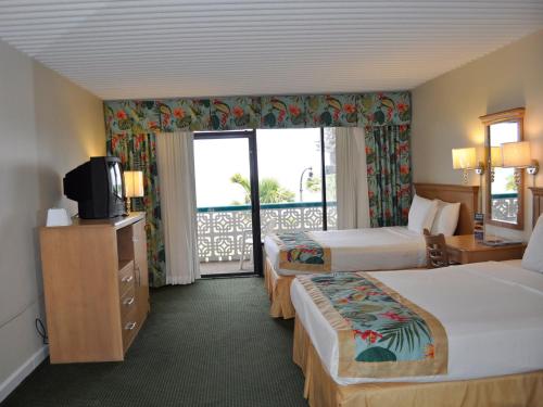 The Diplomat Family Motel - photo 36
