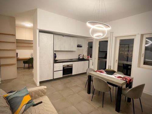 Sweet RHome A due passi da San Pietro — 4-Star Luxury Hotel in Rome, Italy