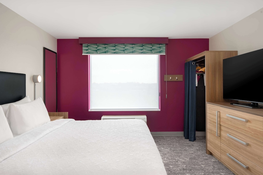 Home2 Suites by Hilton Sheboygan - photo 8