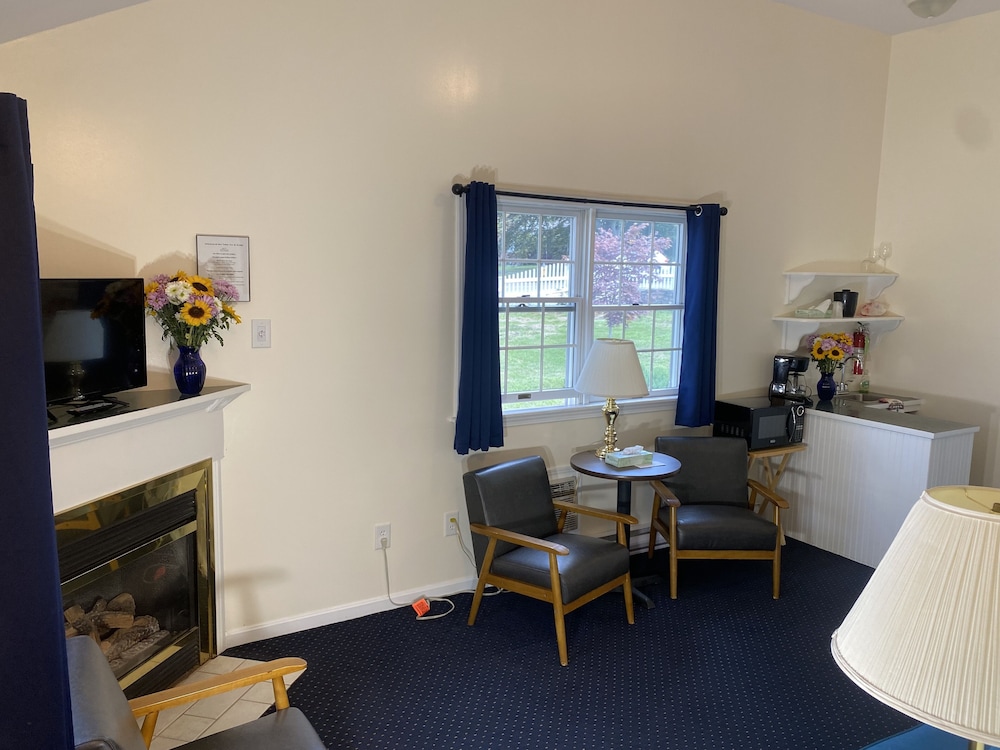 The Taber Inne & Suites - photo 20