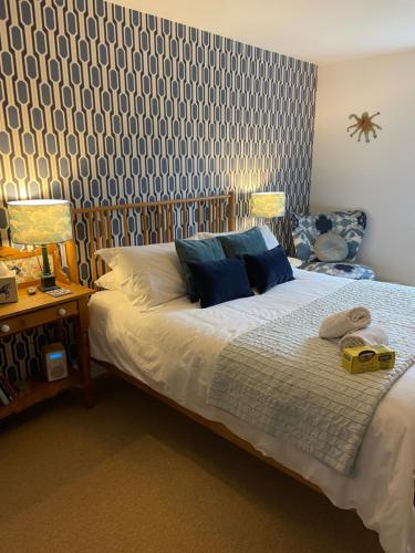 No 12 — 5-Star Luxury Hotel in Lyme Regis, United Kingdom