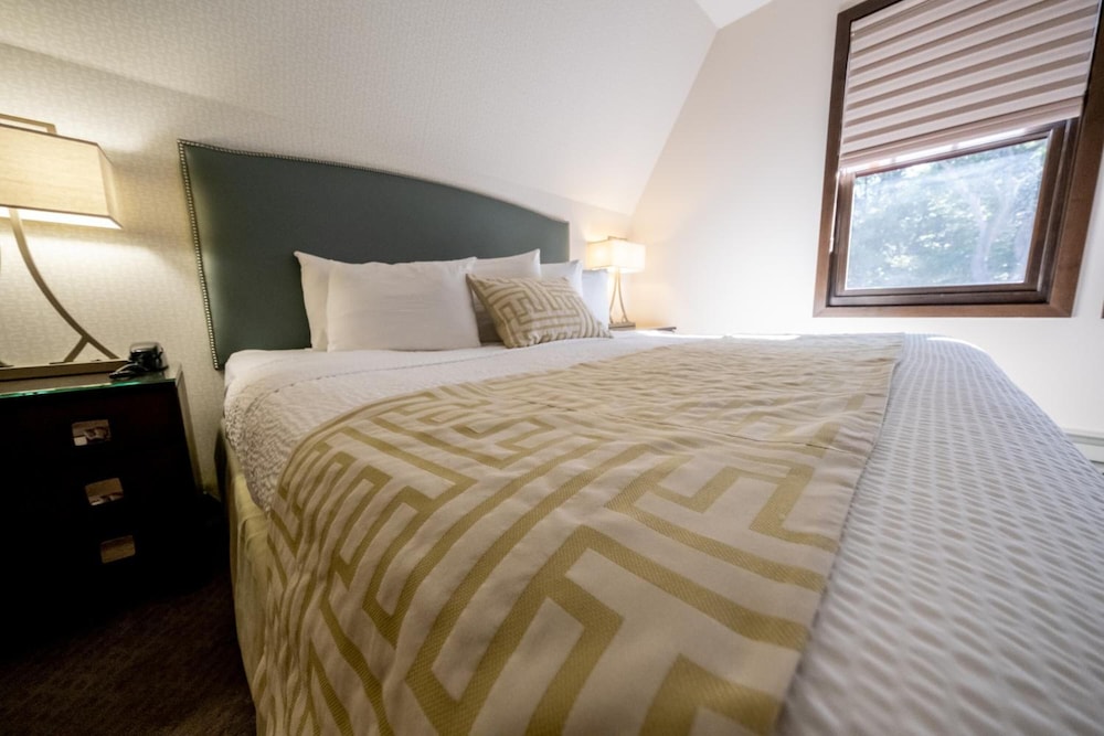 The Inn at Shattuck St. Mary's - photo 19