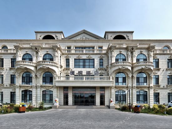 Shengshi Lanwan Hot Spring Hotel — 4-Star Luxury Hotel in Tianjin, People's Republic of China