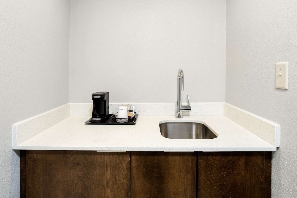 Hampton Inn Richmond Southwest Hull Street - photo 25