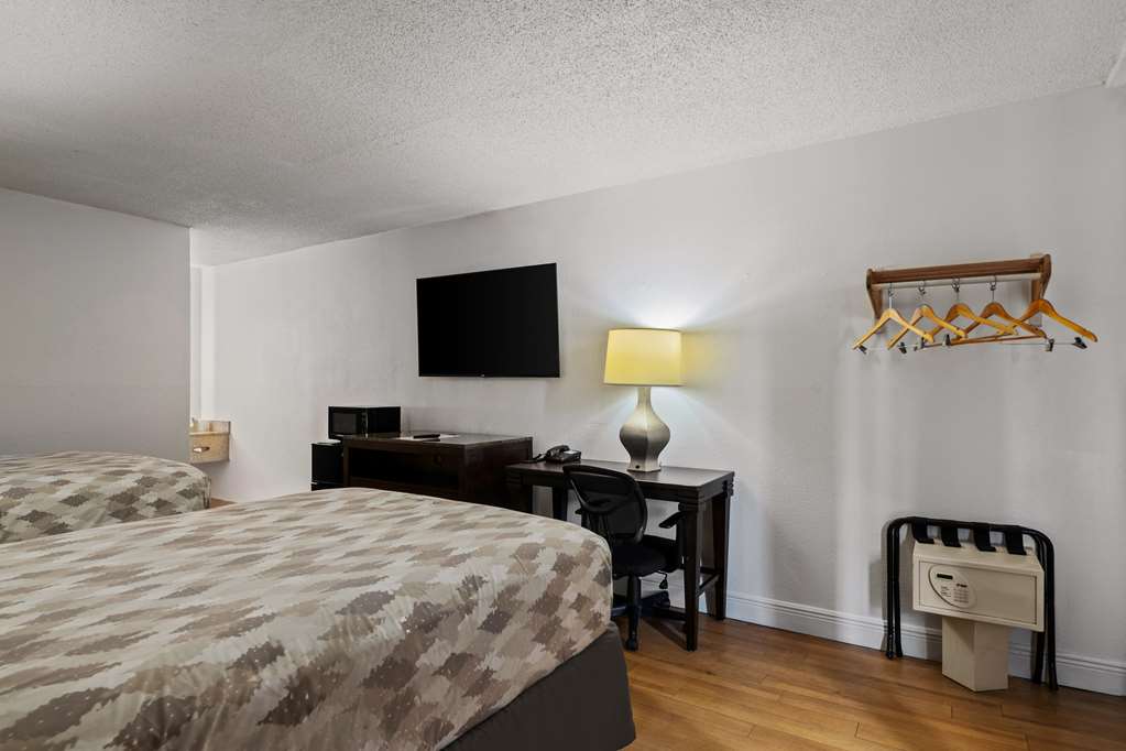 Americas Best Value Inn Orlando - photo 14
