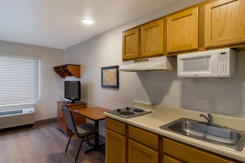 WoodSpring Suites Jacksonville East 295 Cruise Port - photo 7