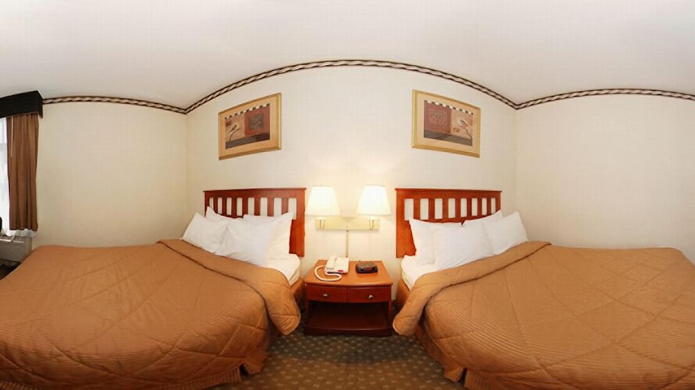 Crescent Hotel - photo 9