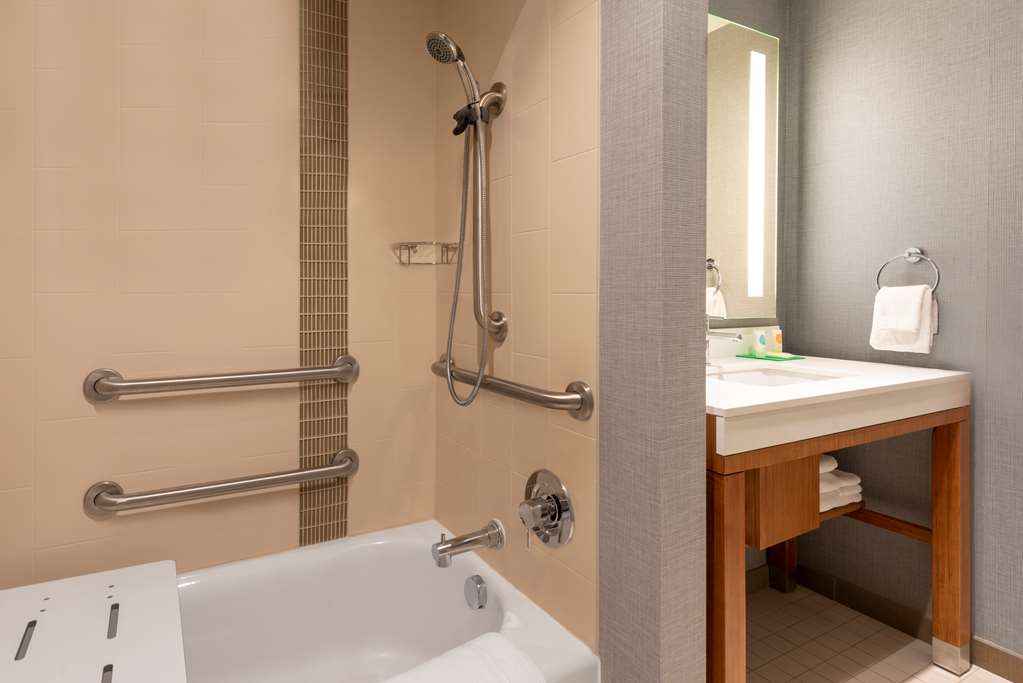 Hyatt Place Detroit Royal Oak - photo 64