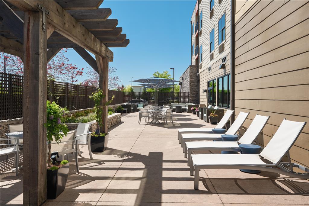 Best Western Premier Hotel at Fisher's Landing - photo 9