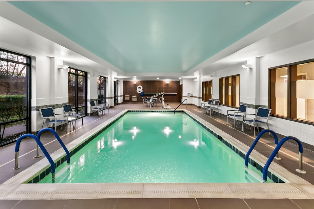Hampton Inn & Suites Baltimore Woodlawn - photo 37