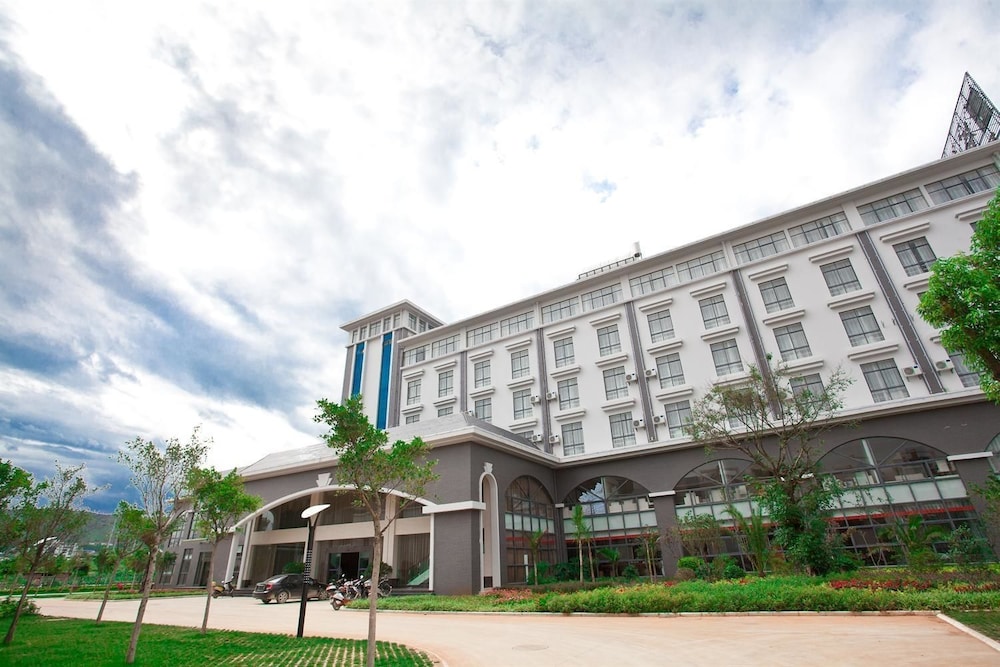 Gushen Hotel Mile Branch in Miyang, People's Republic of China