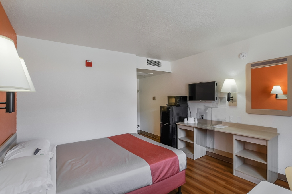 Motel 6 Medford OR - photo 13