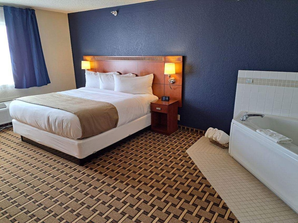 Crossroads Hotel - photo 14