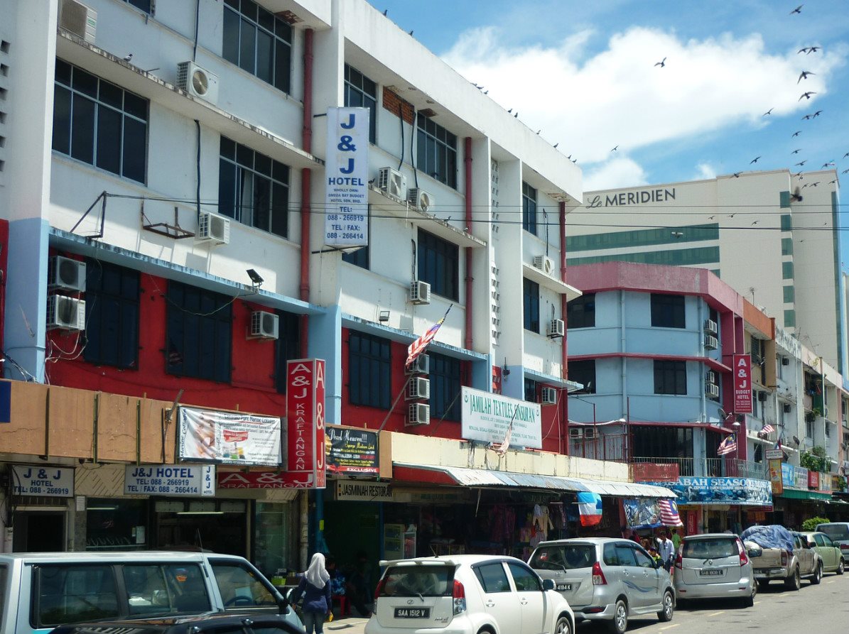 J & J Hotel pet-friendly hotel Kota Kinabalu