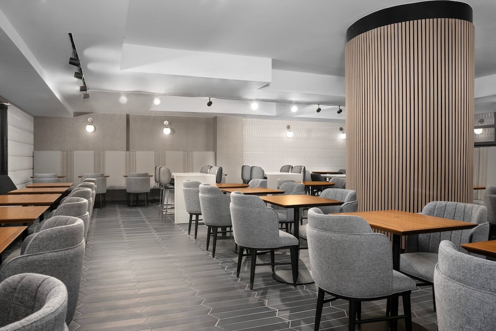 SpringHill Suites by Marriott New York Manhattan Times Square - photo 18