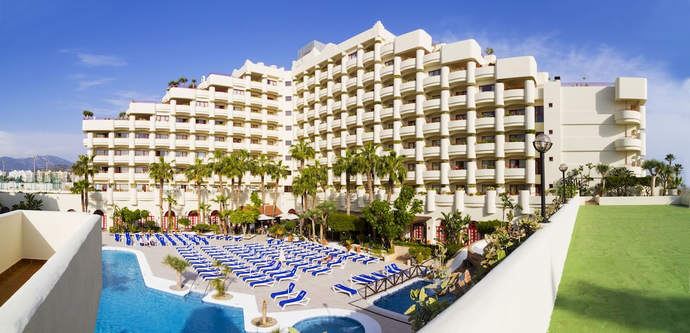 Hotel Ibersol Almunecar Beach and Spa — 4-Star Luxury Hotel in Almunecar, Spain