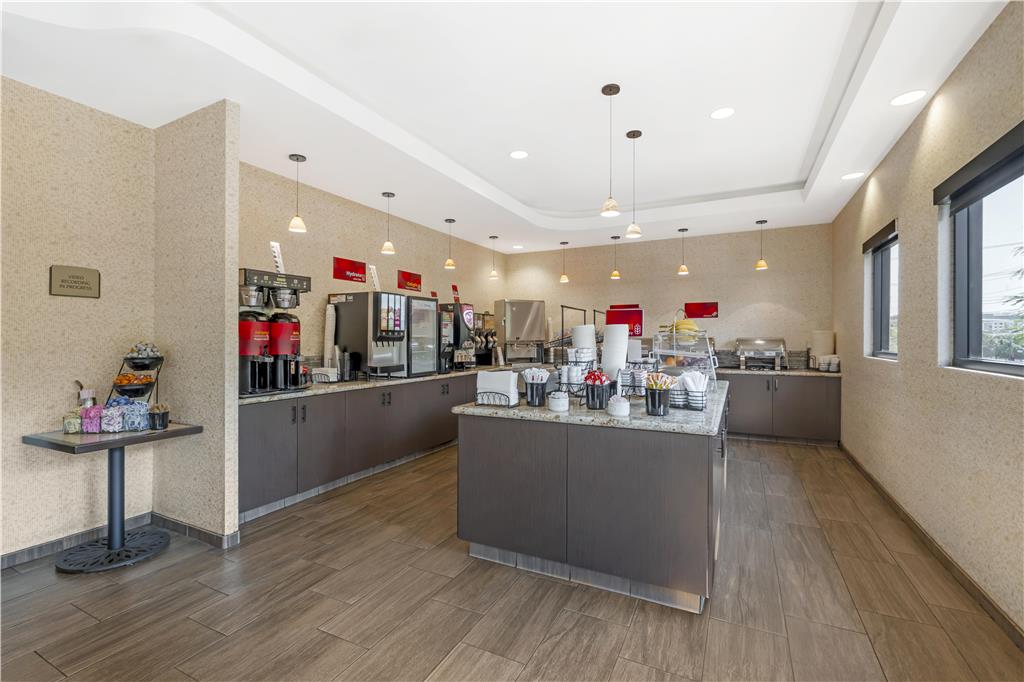 Best Western Plus Anaheim Inn - photo 42