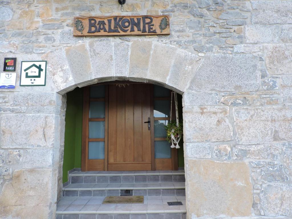 Balkonpe Landa Etxea in Pamplona, Spain