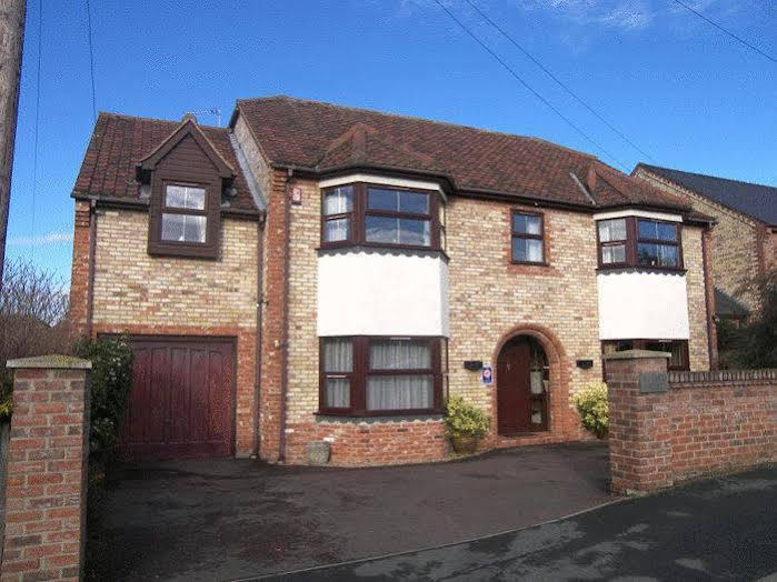 Byerley House — 4-Star Luxury Hotel in Newmarket, United Kingdom