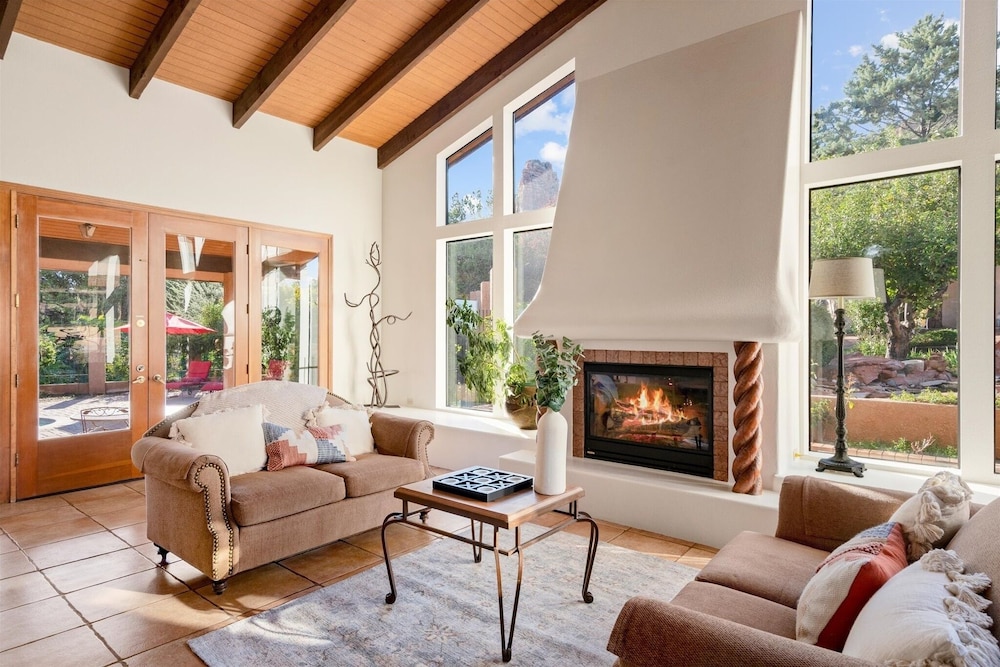 Adobe Village Southwest 1 Bedroom Apart Hotel by RedAwning - photo 7