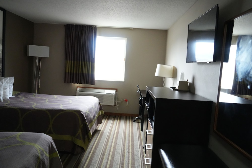 Watseka 24 Inn & Suites - photo 28