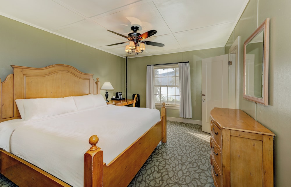 Lake Quinault Lodge - photo 13