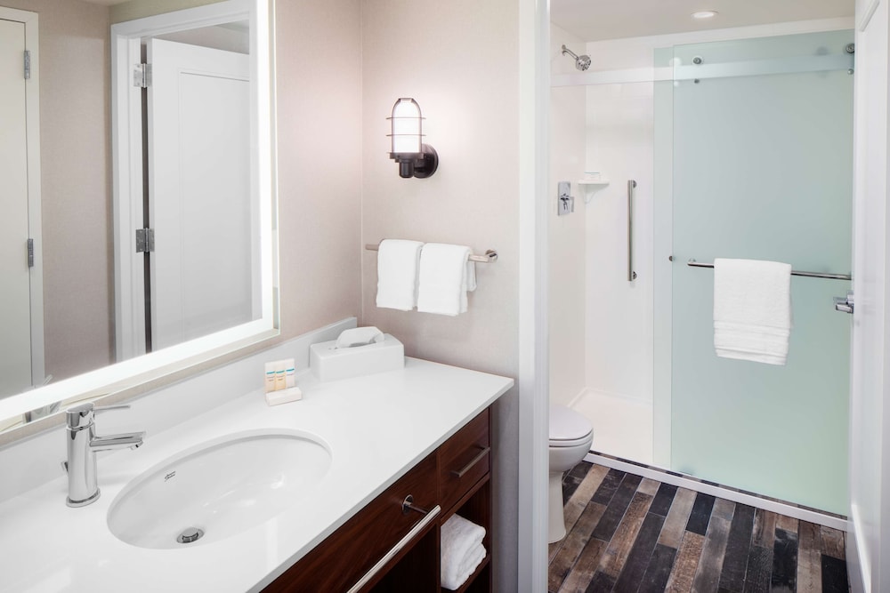Homewood Suites by Hilton Boston Seaport District - photo 25