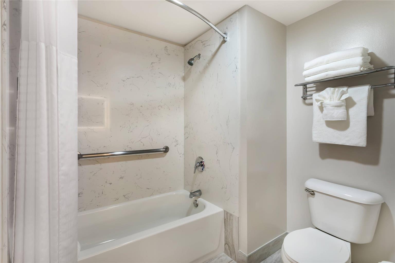 University Park Inn & Suites an Ascend Collection Hotel - photo 13